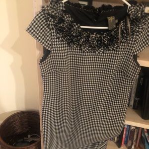 Tweed houndstooth floral neckline dress!